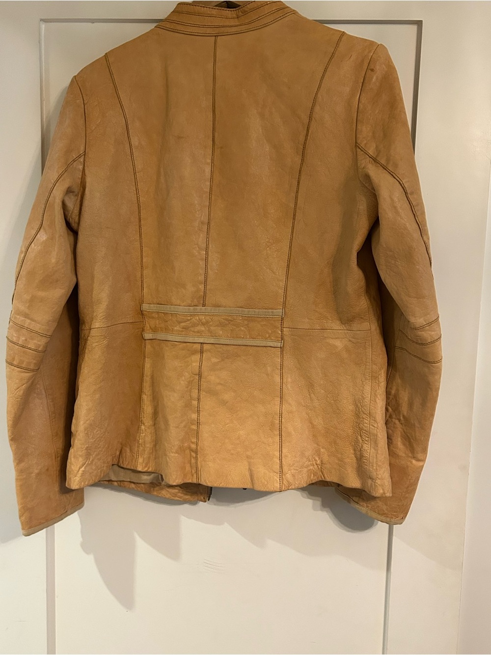 Women’s Butter Yellow Leather Field Jacket - Classic Casual - Picture 8 of 9